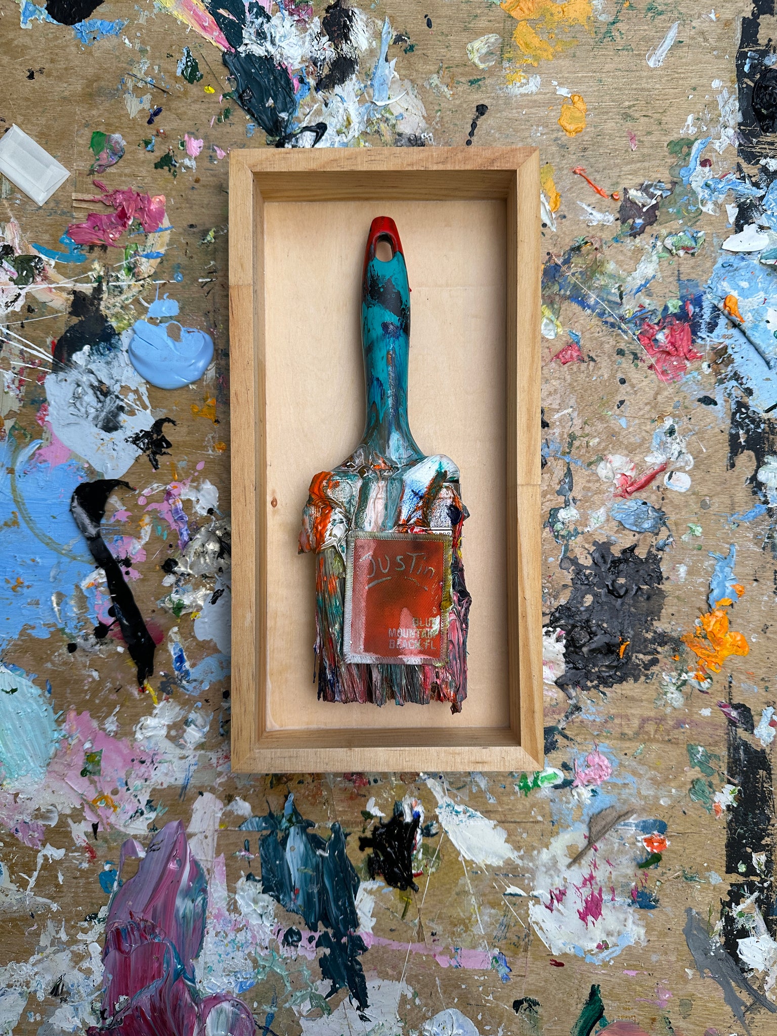 Studio Shadow Box Brush 02